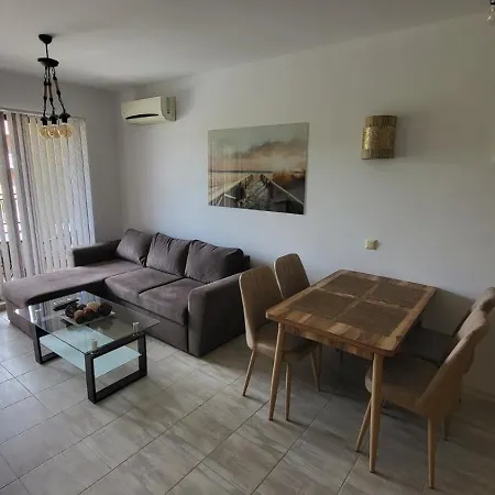 Daire пясъчна лилия в Lily Beach Süzebolu